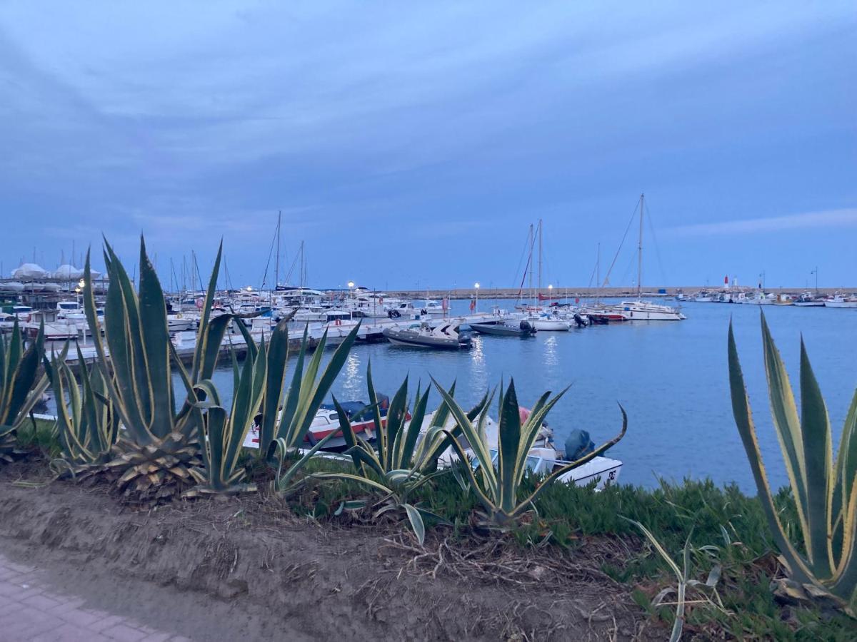 Apartaunmomento Y Disfruta!! Estepona Kültér fotó
